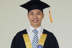 Thủ khoa bỏ đại học hàng đầu thế giới để nuôi ước mơ làm thầy giáo
