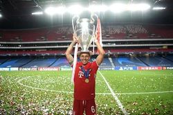 Arsenal công bố hợp đồng mới, Thiago quyết chia tay nhà vô địch Champions League