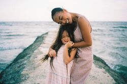 Con gái lai xinh xắn của Đoan Trang và chồng Thụy Điển