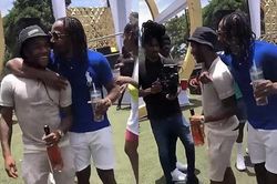 Sterling lo nhiễm Covid-19 sau khi dự tiệc sinh nhật Usain Bolt