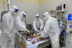 15 bệnh nhân COVID-19 rất nặng, nhiều ca tiên lượng khó qua khỏi