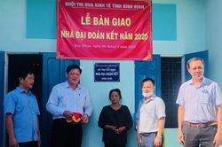 Bình Định: Các Khối thi đua bàn giao nhà Đại đoàn kết năm 2020