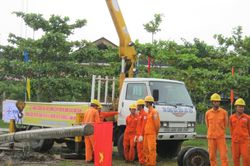 Ngành điện miền Nam đảm bảo an toàn và phòng chống tai nạn điện trong mùa mưa bão