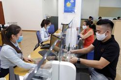 BAOVIET Bank hỗ trợ giảm lãi suất và giảm phí cho khách hàng
