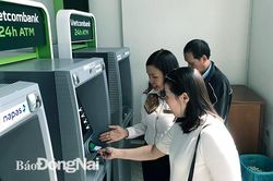 Triển khai các biện pháp đảm bảo hoạt động giao dịch bằng thẻ ngân hàng