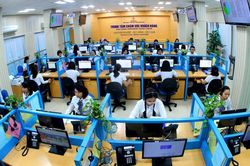 EVN HANOI áp dụng công nghệ trong sử dụng dịch vụ điện: Đơn giản, thuận tiện mọi lúc, mọi nơi