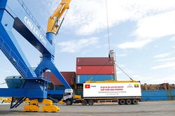 Thaco xuất khẩu 80 xe Kia Soluto sang Myanmar
