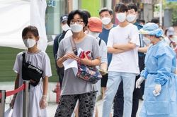 Hàn Quốc sẽ cho phép thêm nhiều sinh viên nước ngoài ở lại làm việc