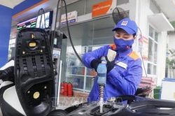 Giá xăng E5RON 92 giữ ổn định, giá xăng RON 95 tăng nhẹ