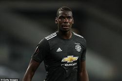 Ngôi sao Paul Pogba của M.U mắc COVID-19