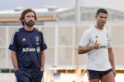 MU họp phạt Harry Maguire, Pirlo nắn gân Ronaldo