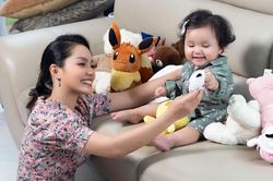 Nguyễn Ngọc Anh khoe ảnh ngọt ngào cùng con gái