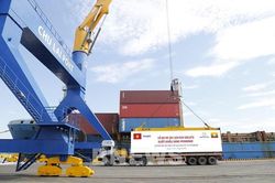 Thaco tiếp tục xuất khẩu 80 xe Kia Soluto sang Myanmar