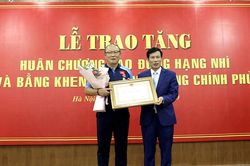 HLV Park Hang Seo nhận Huân chương hạng Nhì: Vinh dự và trách nhiệm
