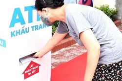 'ATM' khẩu trang miễn phí đầu tiên ở Hải Dương đi vào hoạt động