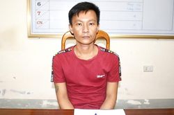 Say rượu, nửa đêm xách dao vào trụ sở chém công an xã