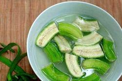 Bạn có biết chuối xanh chính là 'thần dược' rẻ tiền cho sức khỏe?