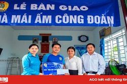 Bàn giao nhà Mái ấm Công đoàn