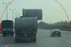 Ống bê tông bị xô lệch, xe tải vẫn lưu thông trên cao tốc