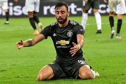 MU: Solskjaer sẽ đau đầu tìm lời giải cho bài toán mới mang tên Bruno Fernandes