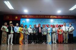 Gặp mặt đại diện kiều bào dịp 75 năm Cách mạng Tháng Tám và Quốc khánh 2/9