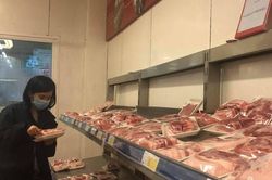 Giá lợn hơi giảm sâu nhưng thịt lợn giá vẫn cao