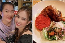 Ngọc Trinh giành ăn tinh bột nhường đùi gà cho trợ lí, dân mạng xuýt xoa: Nhất nàng trợ lí rồi nhé!