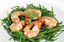 10 món ngon từ tôm cho cả chàng và nàng, chịu khó ăn thường xuyên thì chuyện 'lên đỉnh' chỉ trong tầm tay