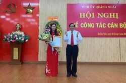 Trao quyết định chuẩn y chức danh Bí thư Tỉnh ủy và chỉ định Phó Bí thư thường trực Tỉnh ủy tỉnh Quảng Ngãi