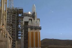 Vụ phóng tên lửa Delta IV với vệ tinh bí mật của Mỹ bị hủy