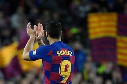 Suarez 'rộng đường' sang Atletico Madrid