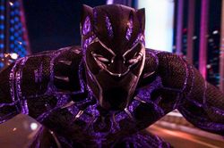 Điểm danh loạt công nghệ viễn tưởng trong Black Panther từng 'kề vai sát cánh' bên Chadwick Boseman