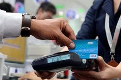 Khách hàng chịu quá nhiều phí do ngân hàng thu 'chưa thông minh'?