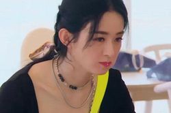 Triệu Lệ Dĩnh lại bị soi loạt thói quen mất vệ sinh khi ăn uống, hành động vô duyên khiến netizen 'thở dài ngao ngán'