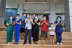 12 bệnh nhân mắc COVID-19 được công bố khỏi bệnh