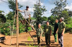 'Ánh sáng, camera và tiếng kẻng an ninh': Vì bình yên thôn xóm