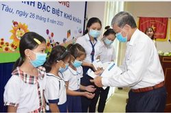 Thép Miền Nam: Vượt 'sóng' Covid, cùng em thắp sáng ước mơ