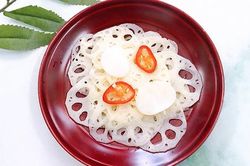 Củ sen ngâm chua ngọt
