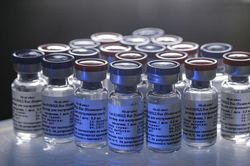 Nga chuẩn bị bàn giao số lượng lớn vaccine chống Covid-19