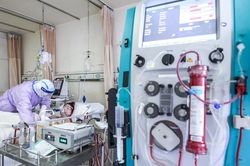 Được can thiệp ECMO hơn 100 ngày, bệnh nhân Covid-19 xuất viện