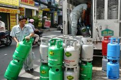 Từ hôm nay (1/9), giá gas tăng thêm 2.000 đồng/bình 12kg