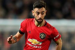 MU mừng vì mất thêm tiền cho Bruno Fernandes
