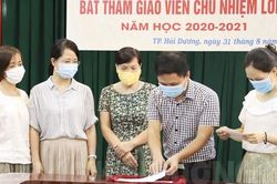 TP Hải Dương: Bốc thăm giáo viên chủ nhiệm
