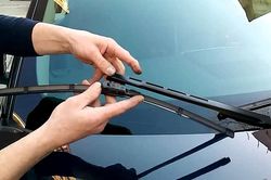 Tự bảo dưỡng xe tại nhà chỉ bằng vài thao tác đơn giản