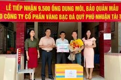 PNJ ủng hộ 9500 ống sinh thiết xét nghiệm Covid-19 cho CDC Quảng Ngãi