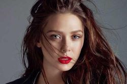 Bị netizen công kích vì vô tâm, 'Scarlet Witch' Elizabeth Olsen khóa tài khoản Instagram