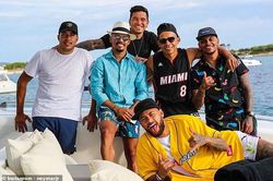 Neymar, Di Maria nhiễm COVID-19, bóng đá châu Âu rúng động