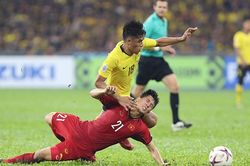 Bóng đá Việt Nam hôm nay: Đình Trọng phải phẫu thuật và chưa hẹn ngày trở lại
