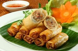 Mâm cơm chay cúng Rằm tháng 7 đơn giản nhưng trang trọng