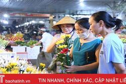 Vì sao sức tiêu thụ các mặt hàng phục vụ ngày Rằm tháng 7 ở Hà Tĩnh giảm mạnh?!